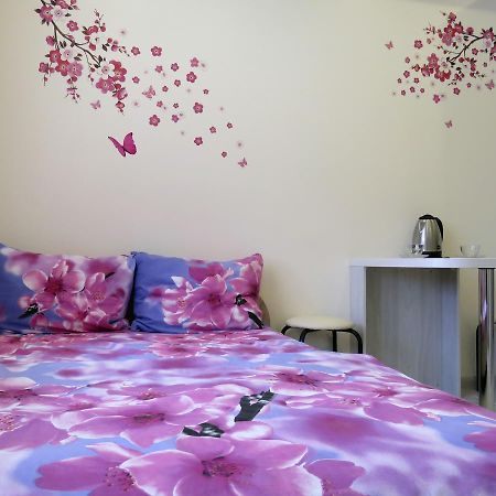 Korolenko Apartment Kharkiv Extérieur photo